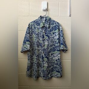 Manuheali'i Men's Blue and Green Leaf Print Shirt